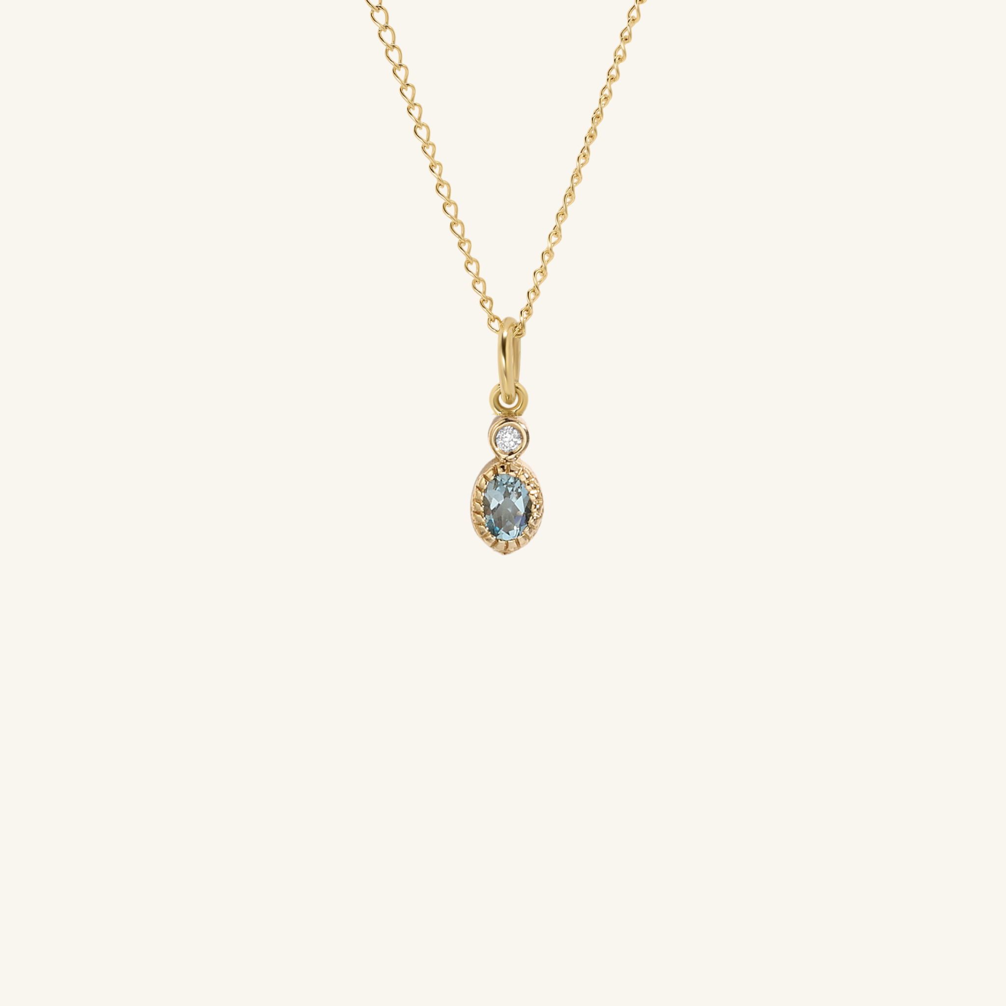 Olympia Oval Aquamarine Pendant