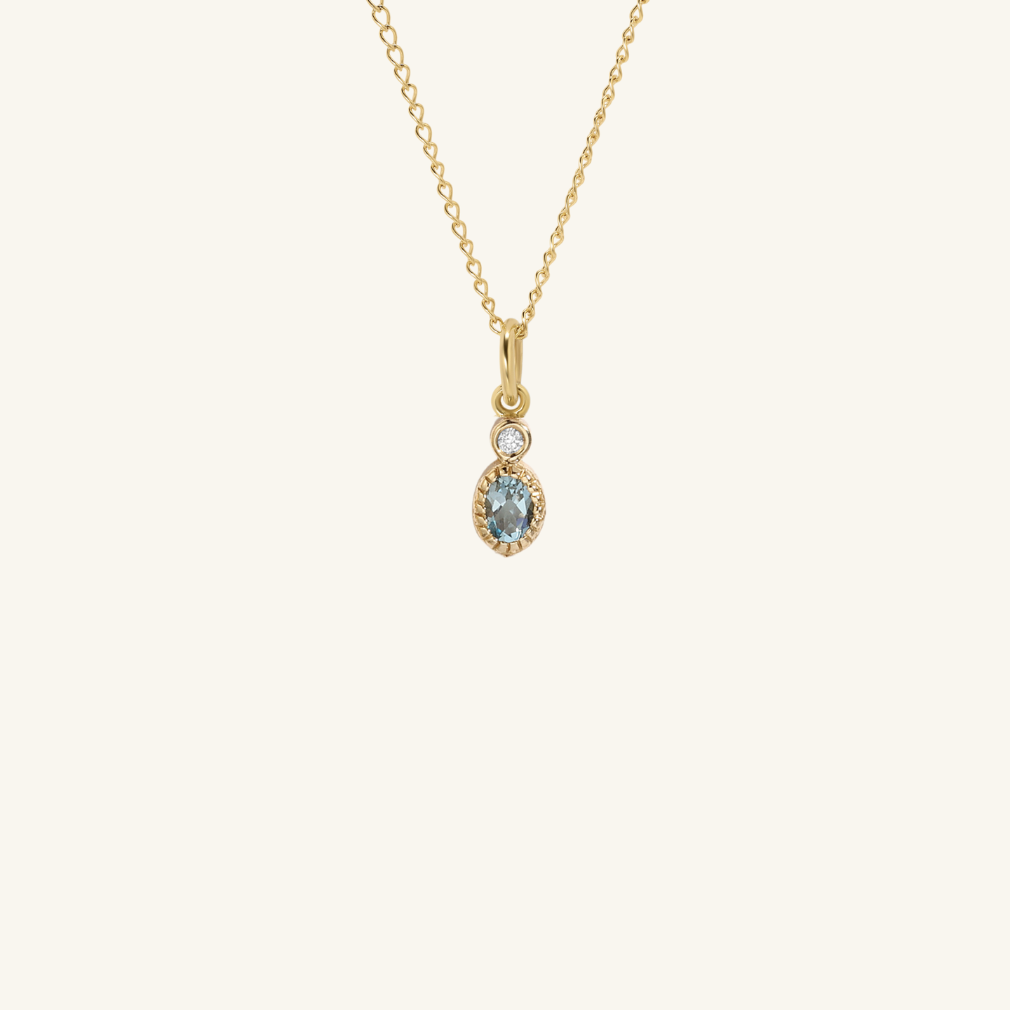 Olympia Oval Aquamarine Pendant