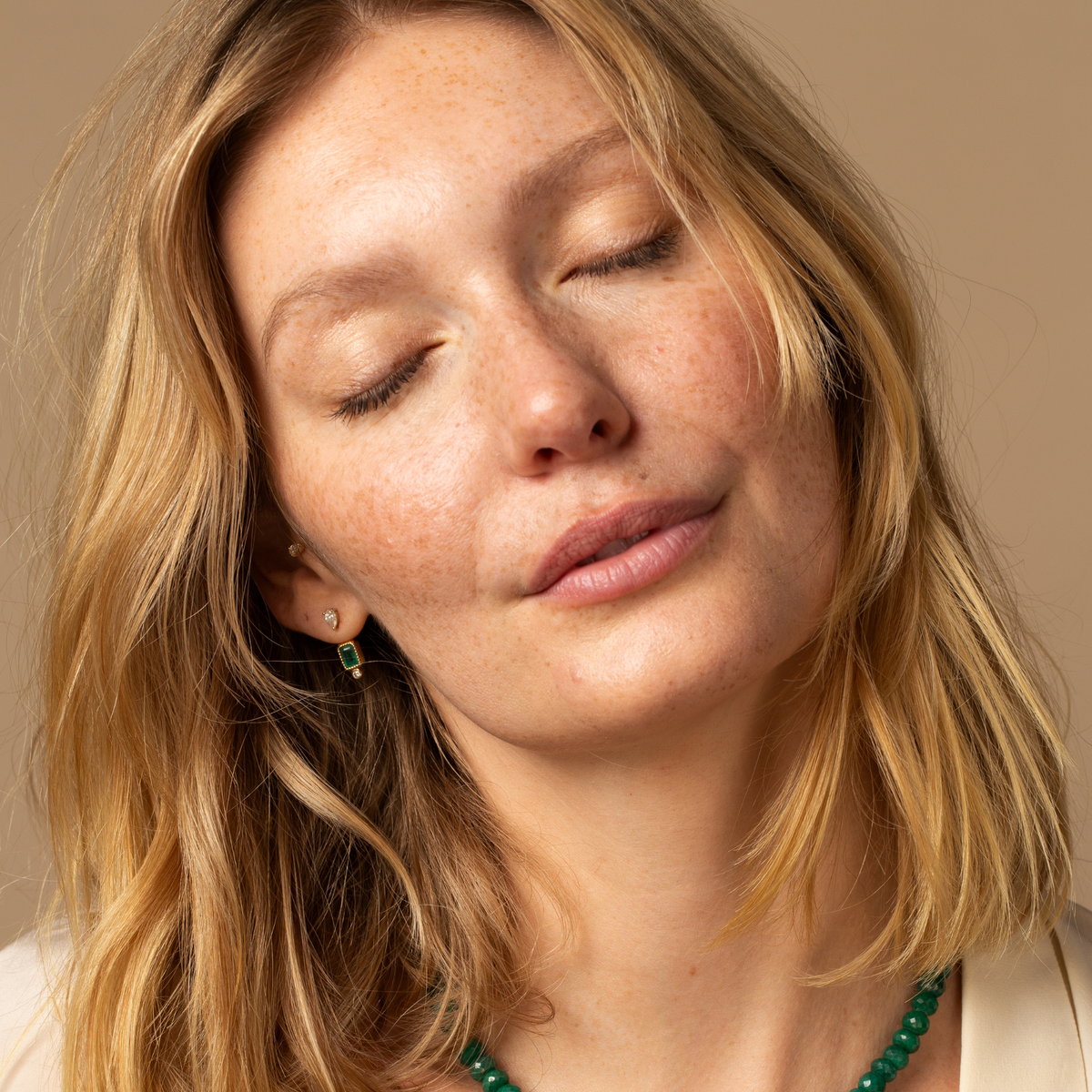 Eva Emerald Cut Station Earring Jacket in Emerald