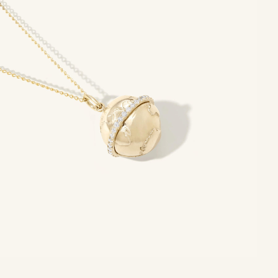 Medium Pavé Atlas Charm Necklace