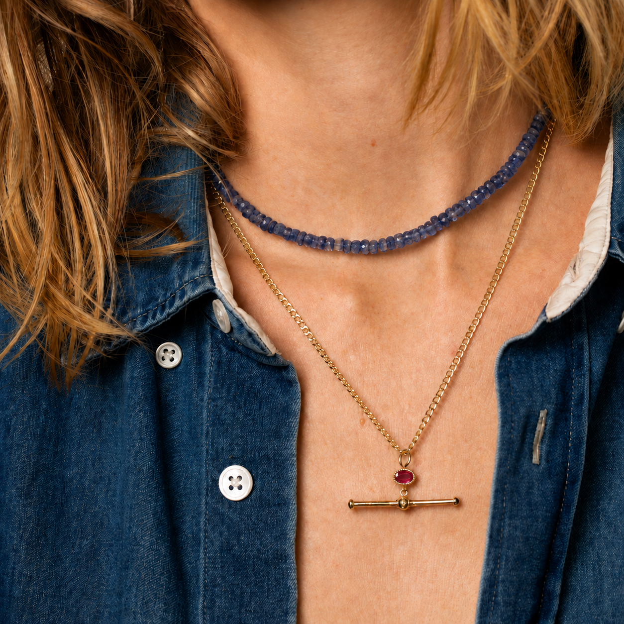 Ruby Equilibrium T-Bar Station Pendant